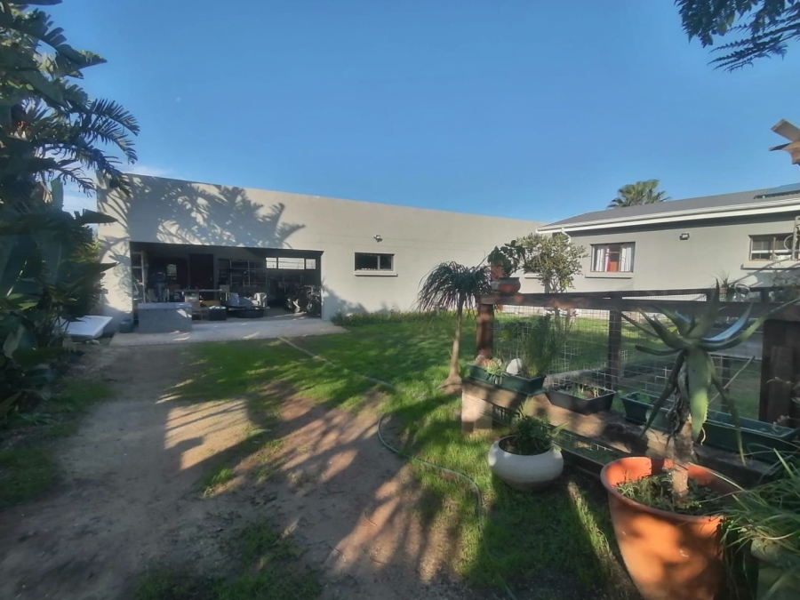 2 Bedroom Property for Sale in C Place Eastern Cape